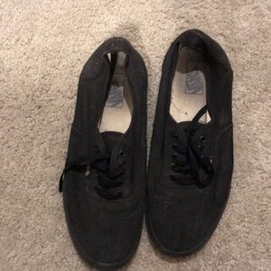 Men’s black vans